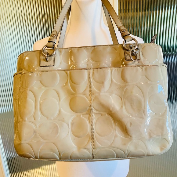 COACH Gallery Embossed Patent Leather Bag - Picture 7 of 12